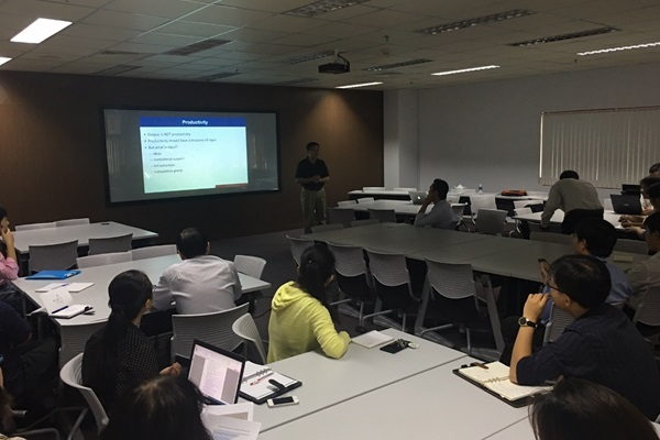 Prof. Tuan V. Nguyen gave the talk about “Research evaluation by Scientometrics”